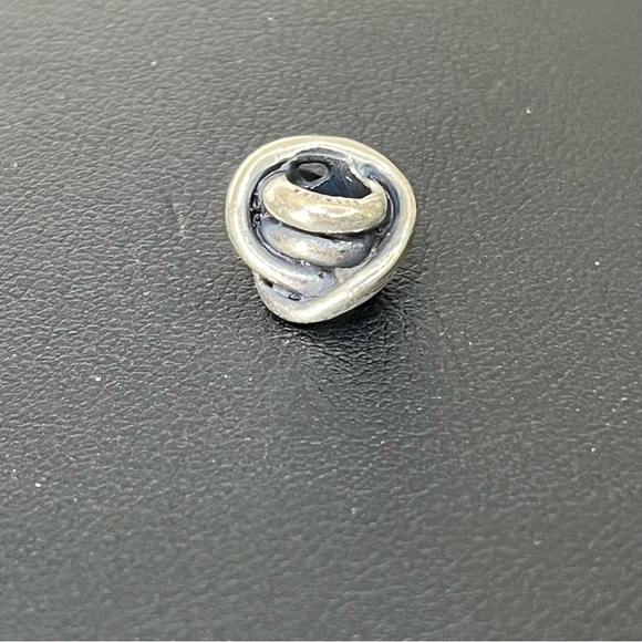 Trollbeads Lucky Knot - Picture 7 of 9